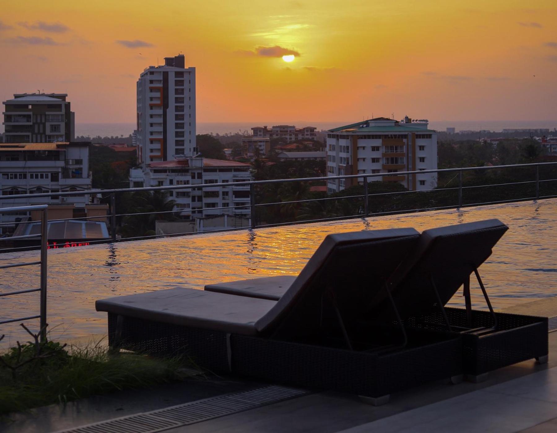 Hotel The Sea View, Mangaluru Exterior foto